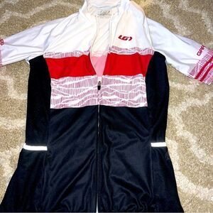 garneau biking shirt size M